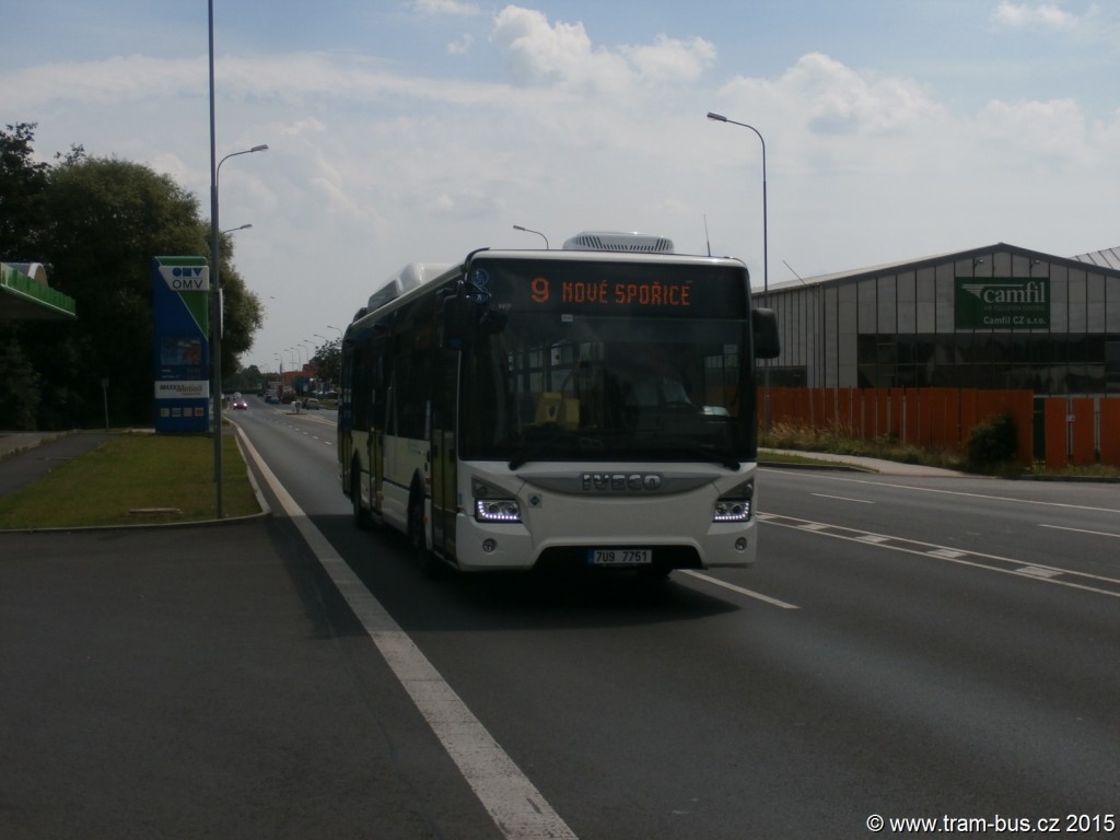 013-linka-9-ernovick-DP-Chomutov-a-Jirkov-Iveco-Urbanway-12M-CNG-261.JPG