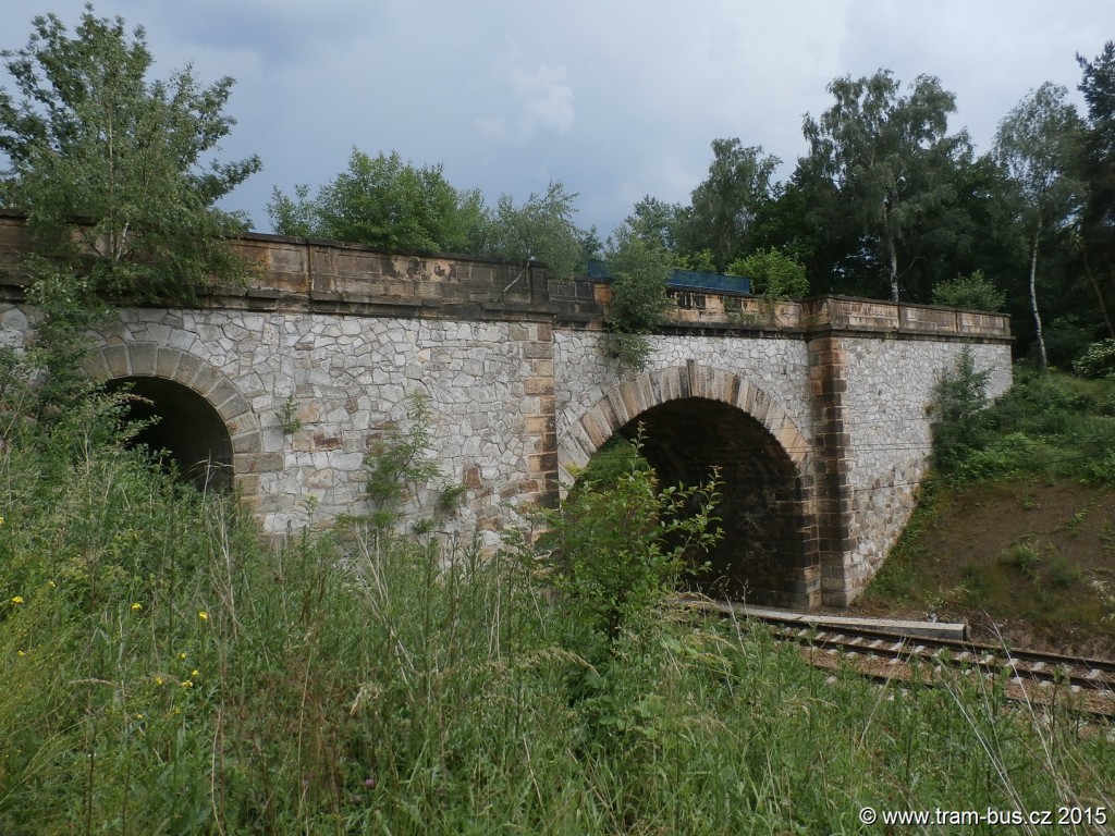 011 - pozůstatek zrušené trati Strausbergovy železnice