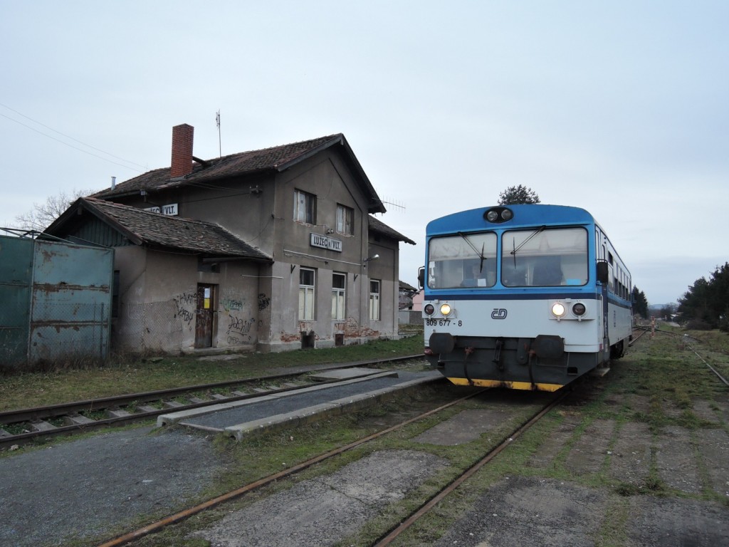 186 - trať 094 vůz 809 677-8 ČD Lužec nad Vltavou