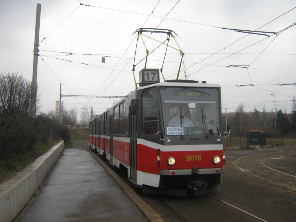 1074-linka-17-levskeho-dpp-tatra-kt8d5-9016