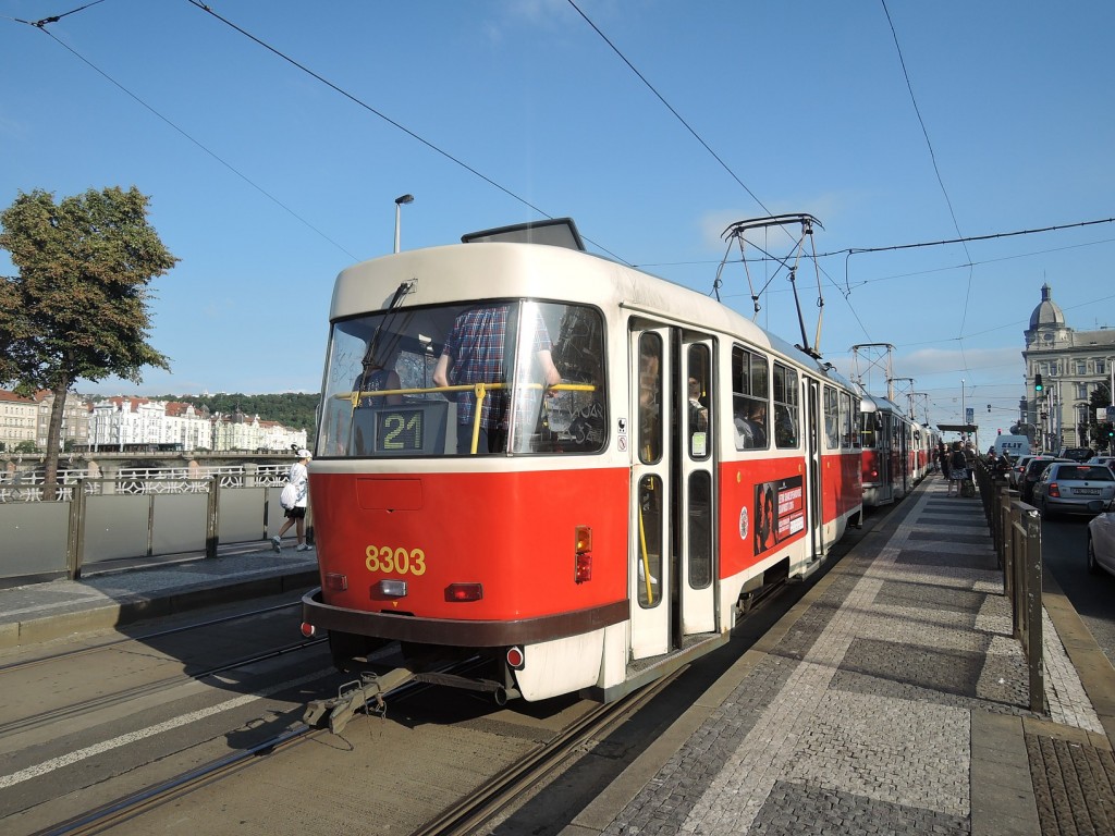 6692-linka-21-palackeho-namesti-dpp-tatra-t3r-p-8303