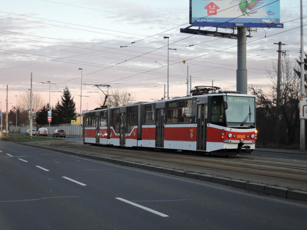 5351-linka-16-novy-hloubetin-dpp-tatra-kt8d5-rn2p-9065