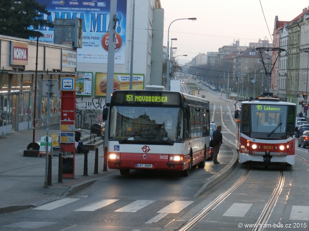 3689 - linka 151 a 16 Nádraží Vysočany DPP Irisbus Citybus 12M 3432 a Tatra LT8D5.RN2P 9051