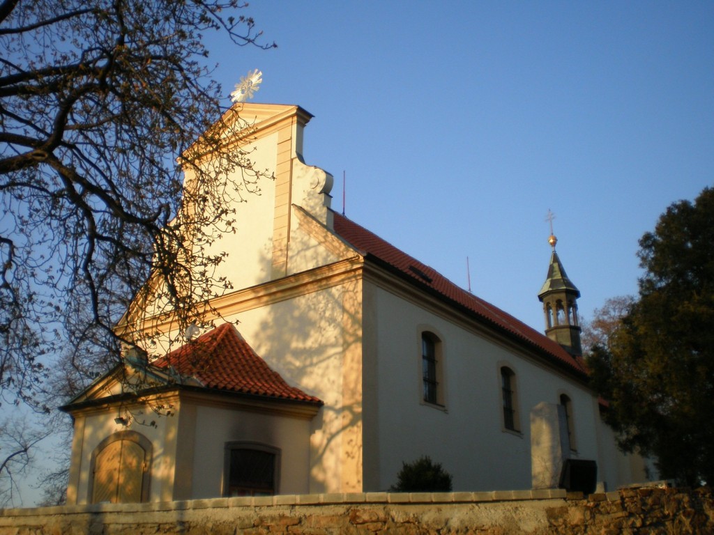 972 - Modřany - kostel Nanebevzetí Panny Marie