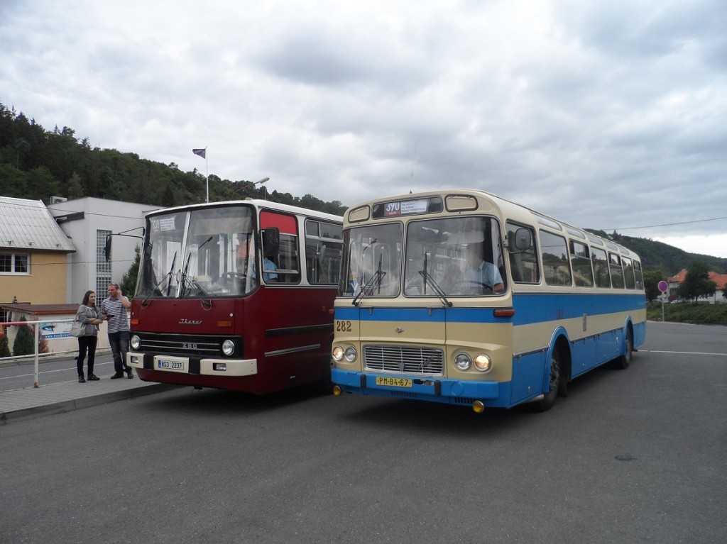 Ikarus 280 a Karosa ŠL 11 ve Štěchovicích