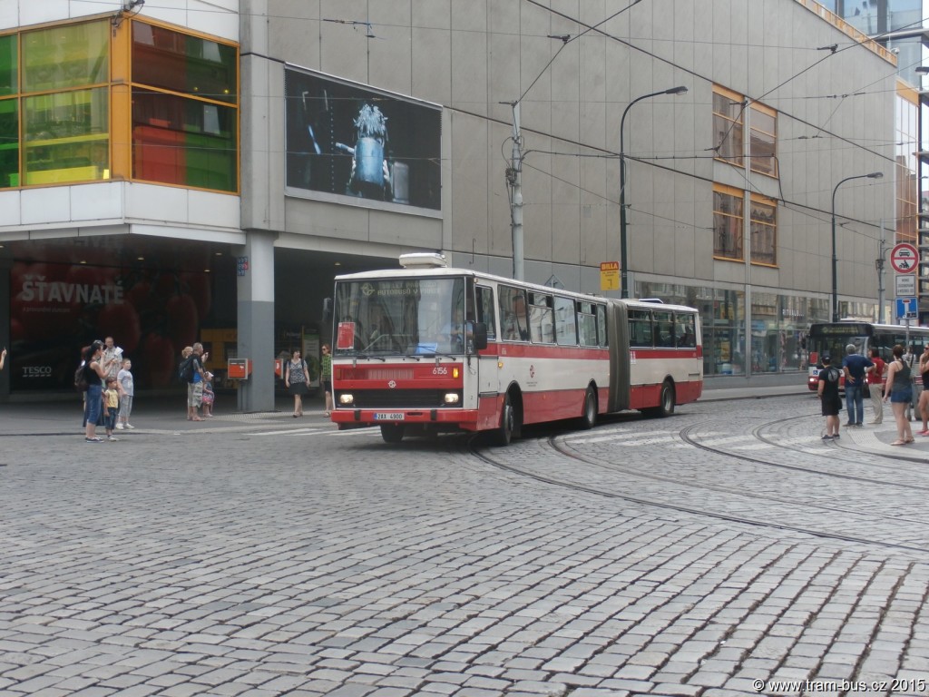 3970-90-let-autobusů-v-Praze-autobusový-průvod-DPP-Karosa-B-741-6156.JPG