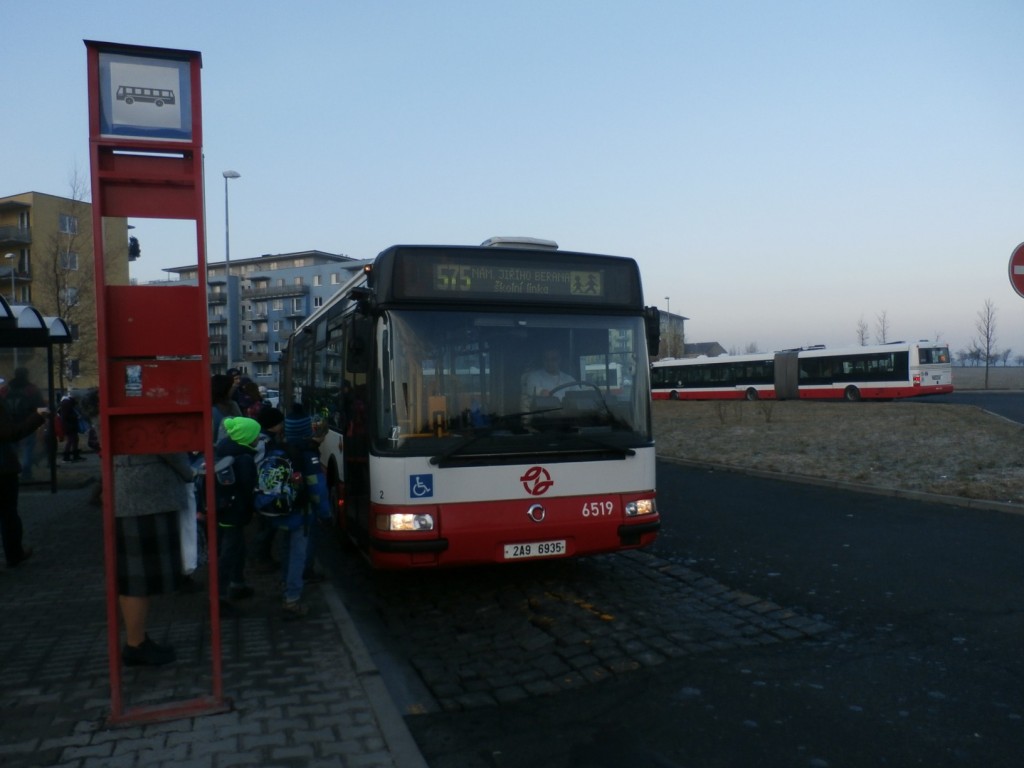 3430 - linka 575 Sídliště Čakovice DPP Irisbus Citelis 18M 6519