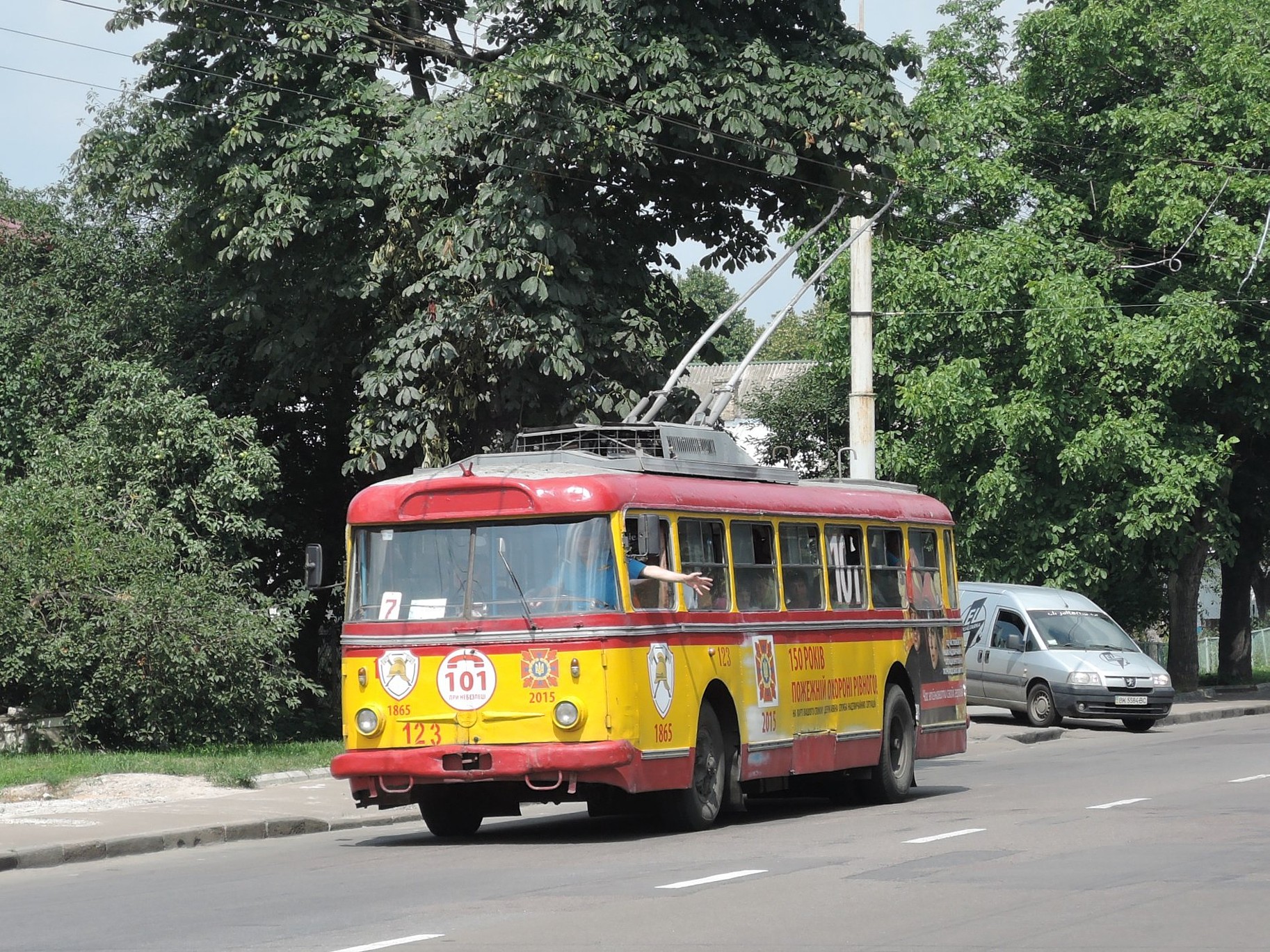 33 – TRAM-BUS.cz